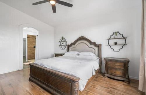 Tucson House | Western Ember Retreat