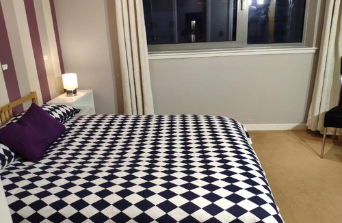 Newhaven Apartment | Western Harbour View Apartment