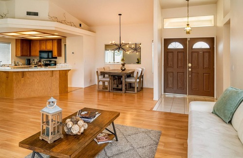 Hemet House | Western Horizon Home