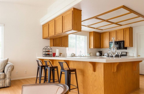 Hemet House | Western Horizon Home