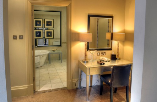 Ayr Hotel | Western House Hotel