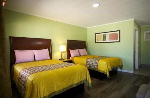 Hamilton Hotel | Western Inn