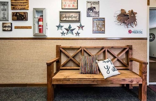 Tremonton Hotel | Western Inn