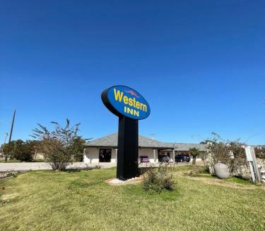 West Columbia Hotel | Western Inn