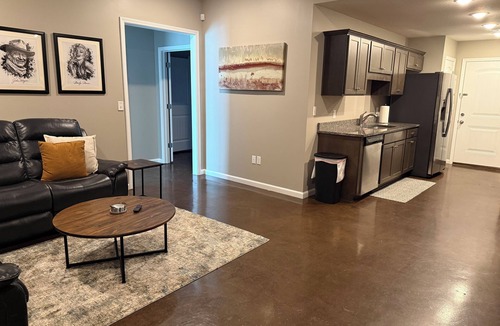 Jonesboro Apartment | Western memories 2BR2BA Comfy Home : D