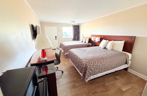 Dawson Hotel | Western Motel