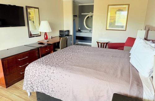 Dawson Hotel | Western Motel