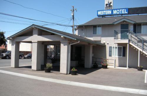 Salinas Hotel | Western Motel