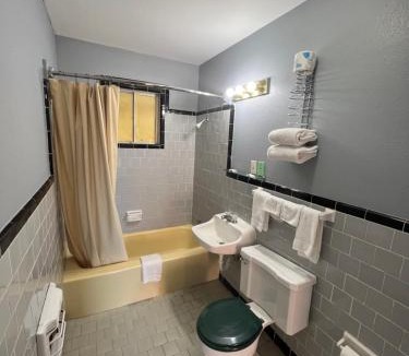 Sayre Hotel | Western Motel