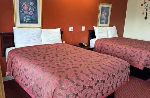De Queen Hotel | Western Plaza Inn