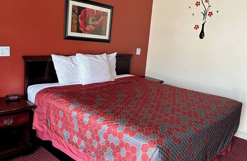 De Queen Hotel | Western Plaza Inn