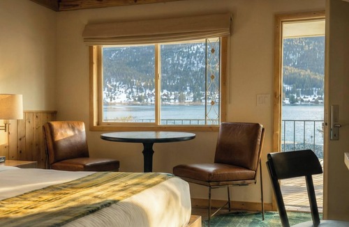 Grand Lake Hotel | Western Riviera Lakeside Lodging