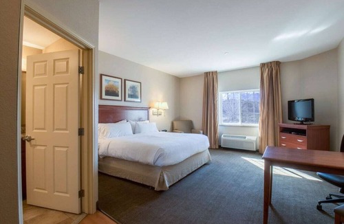 Parachute Hotel | Western Slope suites