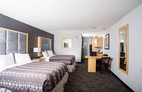 Carnduff Hotel | Western Star All Suites Carnduff