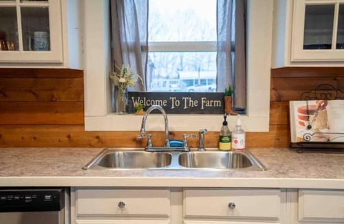 Warner House | Western Theme near Connors State,Muskogee,I-40,Eufaula Lake, located in Warner!