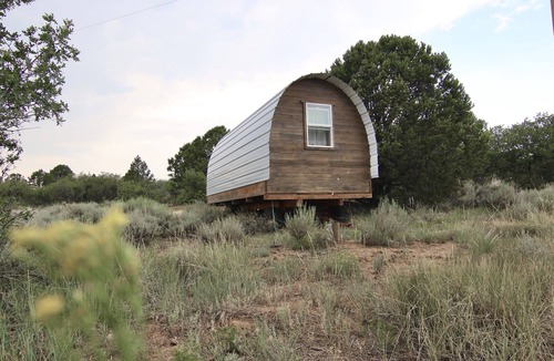 Monticello Cabin | Western Wagon, Linens, Hot Showers, Stunning Views