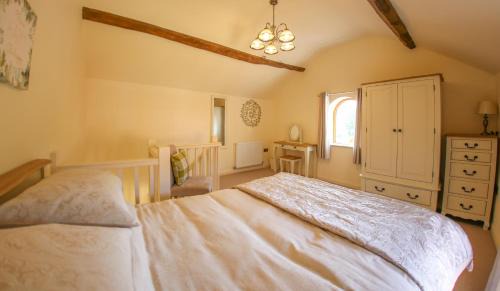 Flecknoe House | Westfield Country Barns