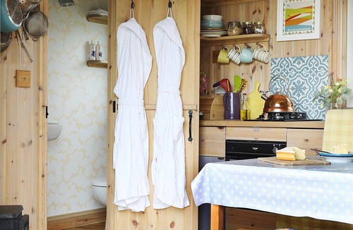 Old Bewick Bed & Breakfast | Westfield House Farm