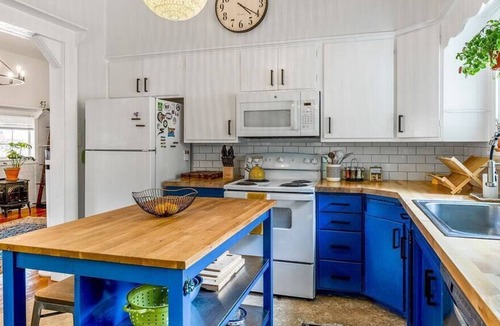 Westfir House | Westfir Adventure Bungalow