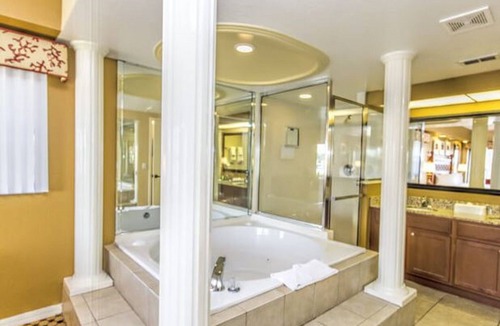 Doctor Phillips Resort | Westgate Lakes Villa