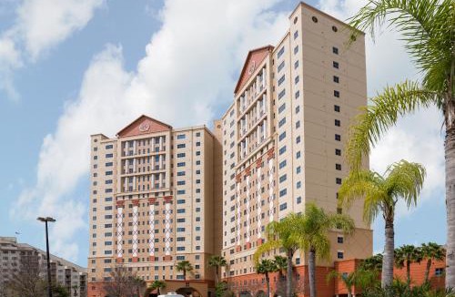 Florida Center Resort | Westgate Palace Hotel - Universal - I-Drive