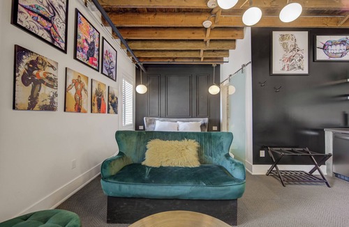 New Toronto Hotel | Westlake Hotel - The Art Suite