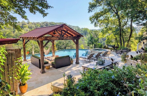Westlake Highlands House | Westlake Retreat Only 5 Miles from Downtown Austin