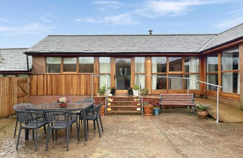 Watchet House | Westlands Brendon Hill