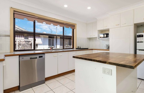 Batehaven House | Westlys Nest Summary: