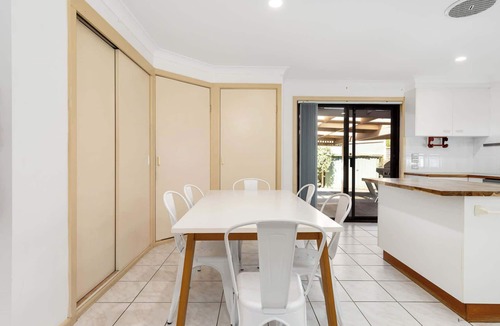 Batehaven House | Westlys Nest Summary: