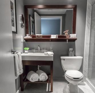 Livingston Hotel | Westminster Hotel