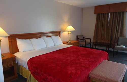 Beachville Hotel | Westmount Motel