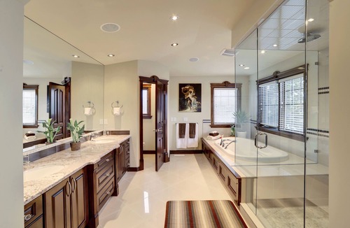 Kensington House | Westmount River Inn