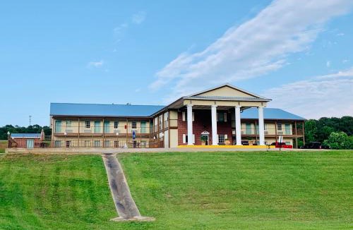 Rusk Hotel | Weston Inn & Suites