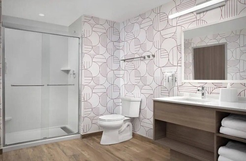 Weston Hotel | Weston Suite | 3 mi to Sawgrass Mills & Amerant Arena