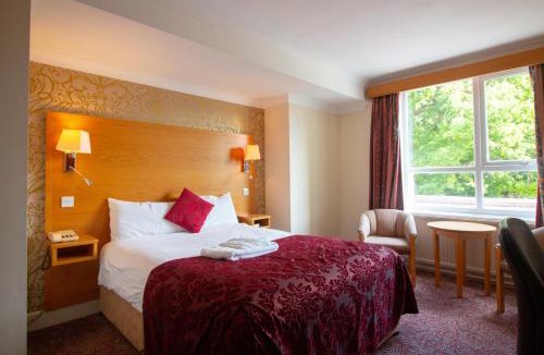 Great Houghton Hotel | Westone Manor Hotel