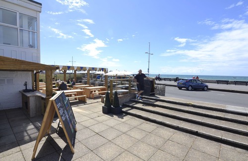 West Bay Apartment | Westpoint Apartments -The Studio No Pets