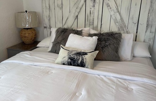 Joplin Hotel | Westport Inn