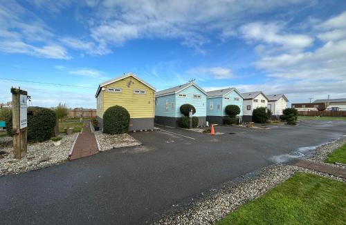 Westport Hotel | Westport Marina Cottages
