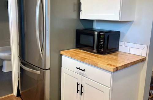 Mount Vernon House | Westside Stay in Mount Vernon