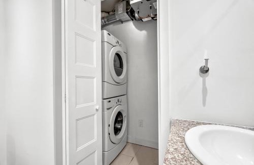 Hull Apartment | Westview Luxury Suites - Downtown Ottawa Gatineau