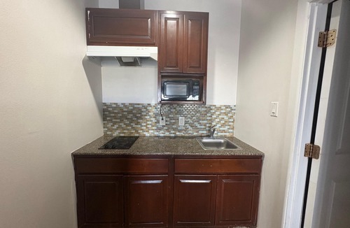 Gonzales Hotel | Westwood Inn Extended Stay Gonzales TX