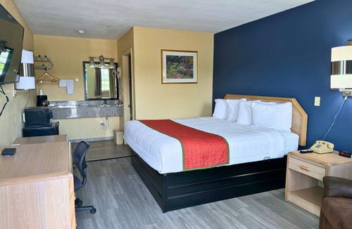 Fulton Hotel | Westwoods Motel