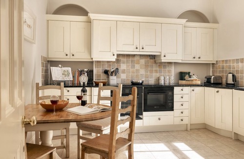 Grasmere Cottage | WETHERLAM, pet friendly, with open fire in Grasmere