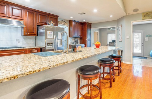 McNeil House | WFH-Friendly Austin Getaway w/Backyard Oasis!