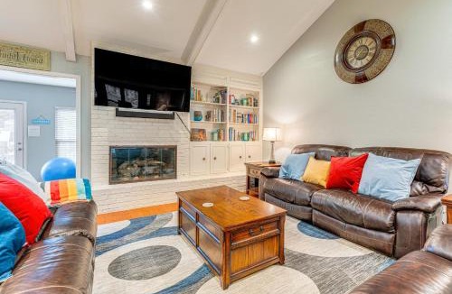 McNeil House | WFH-Friendly Austin Getaway w/Backyard Oasis!
