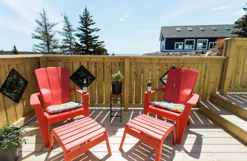 Mobile House | Whale House Guest House