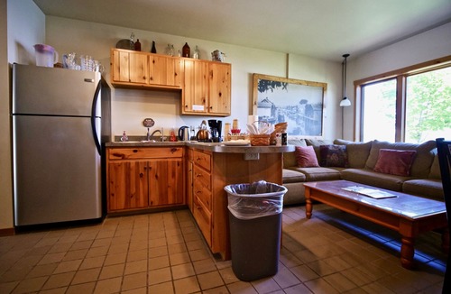 Leland Hotel | Whaleback Inn