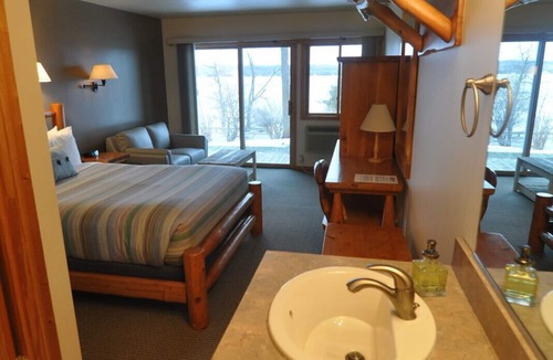 Leland Hotel | Whaleback Inn
