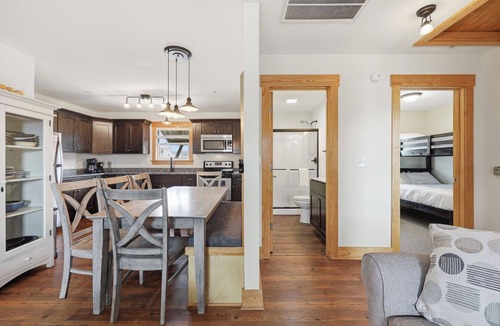 South Nags Head Cottage | Whalebone Oceanside 3 Bedroom Cottage F